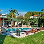 Amor Villa لاغاناس