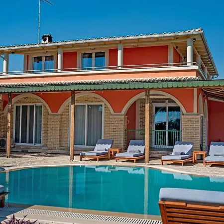 فيلة Amor Villa