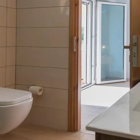 Amor Villa Laganász