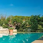 Amor Villa Laganász