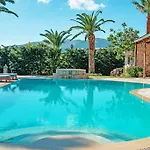 Villa Amor Villa *